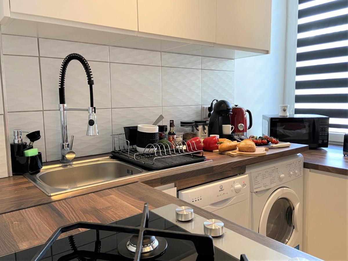 Apartament Centrum Chmielna 73C Varsóvia Exterior foto