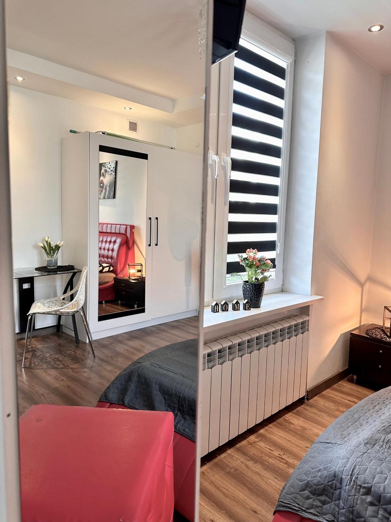 Apartament Centrum Chmielna 73C Varsóvia Exterior foto